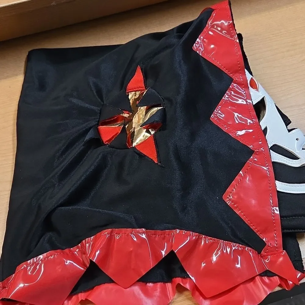La‎ Parka Lucha Libre Wrestling cape, Pants, Mask Youth L/XL Or Adult Small